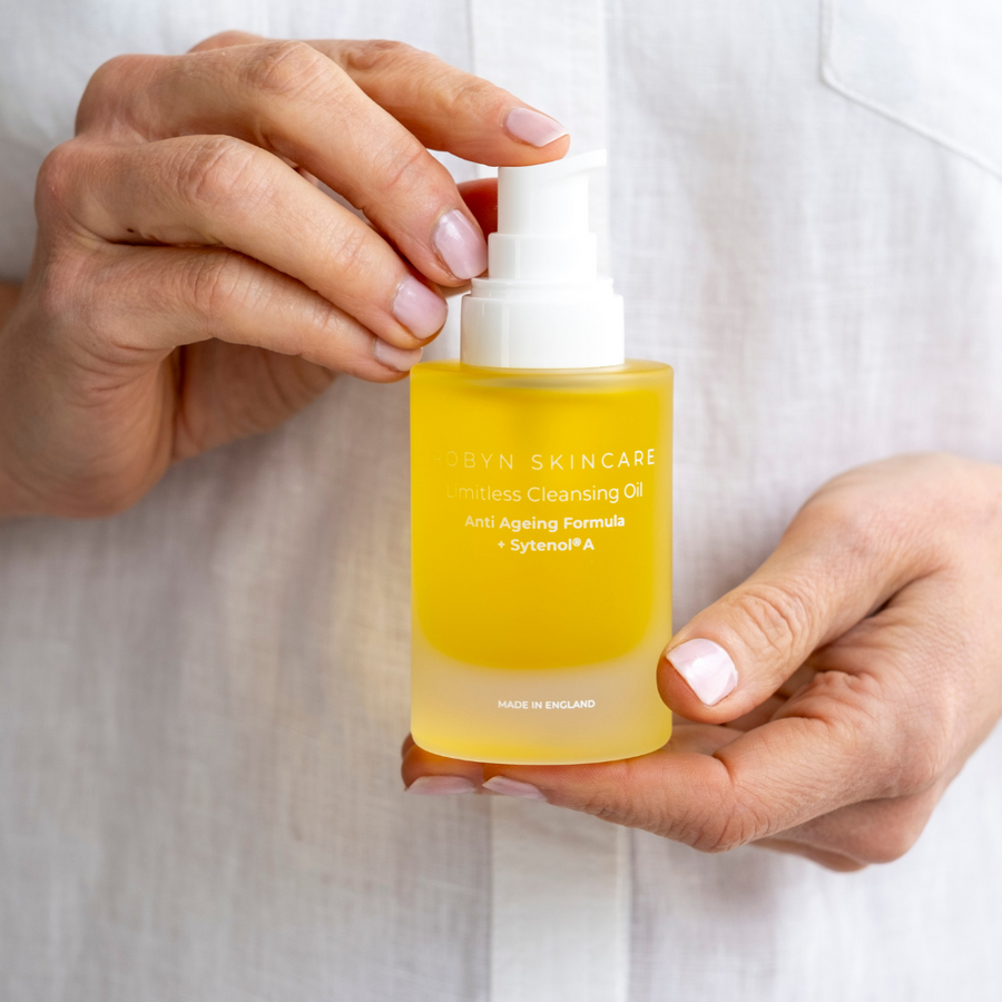 Limitless Cleansing Oil 50ml | Natural Bakuchiol Oil Cleanser With Cloths